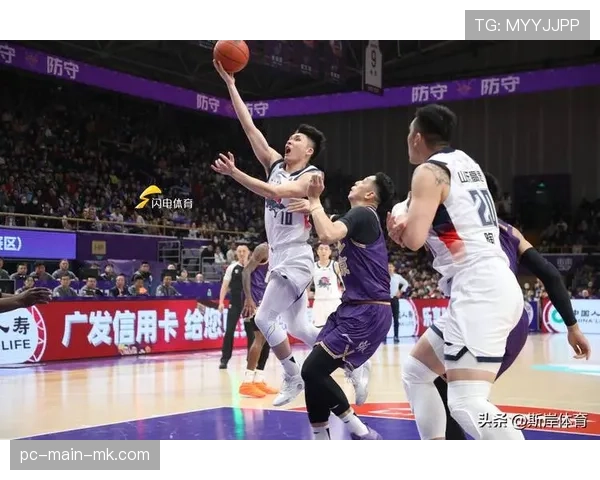 【2026年4月CBA联赛·赛中·战报辽宁本钢大比分击败山东高速，提前一轮锁定常规赛冠军